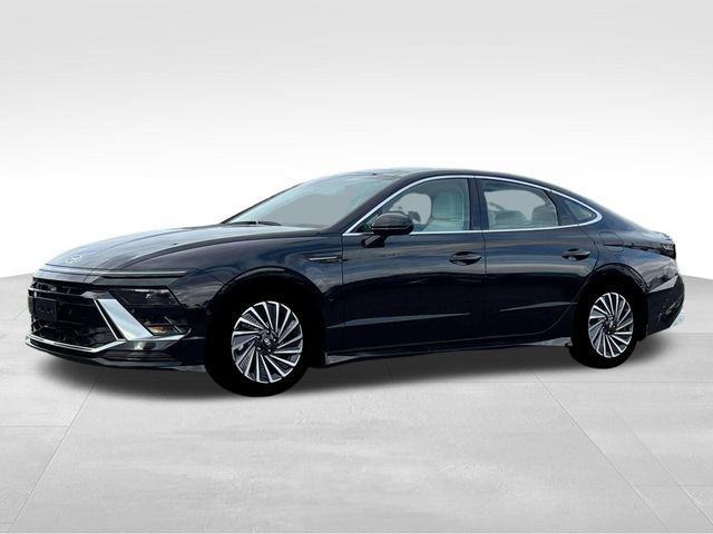 New 2025 Hyundai Sonata Limited image 2
