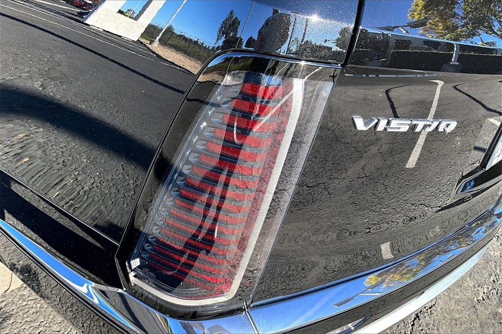 Used 2026 Cadillac Vistiq Sport image 29
