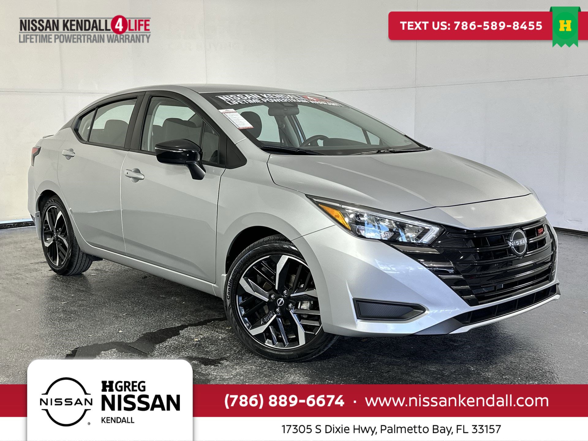 Used 2025 Nissan Versa SR w/ Trunk Package