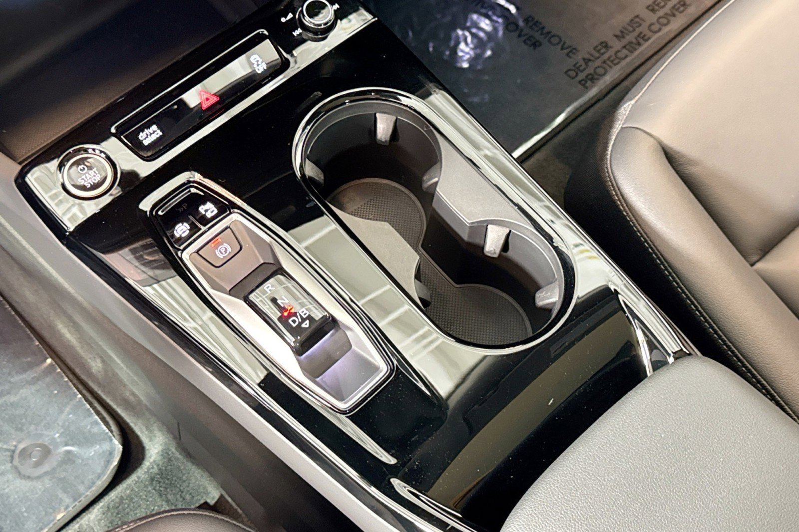 Used 2025 Audi A6 e-tron Premium w/ Ultra Package AWD/4WD image 15