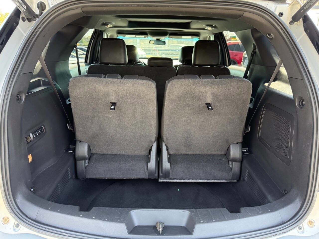 Used 2014 Ford Explorer Limited w/ Equipment Group 302A FWD image 12