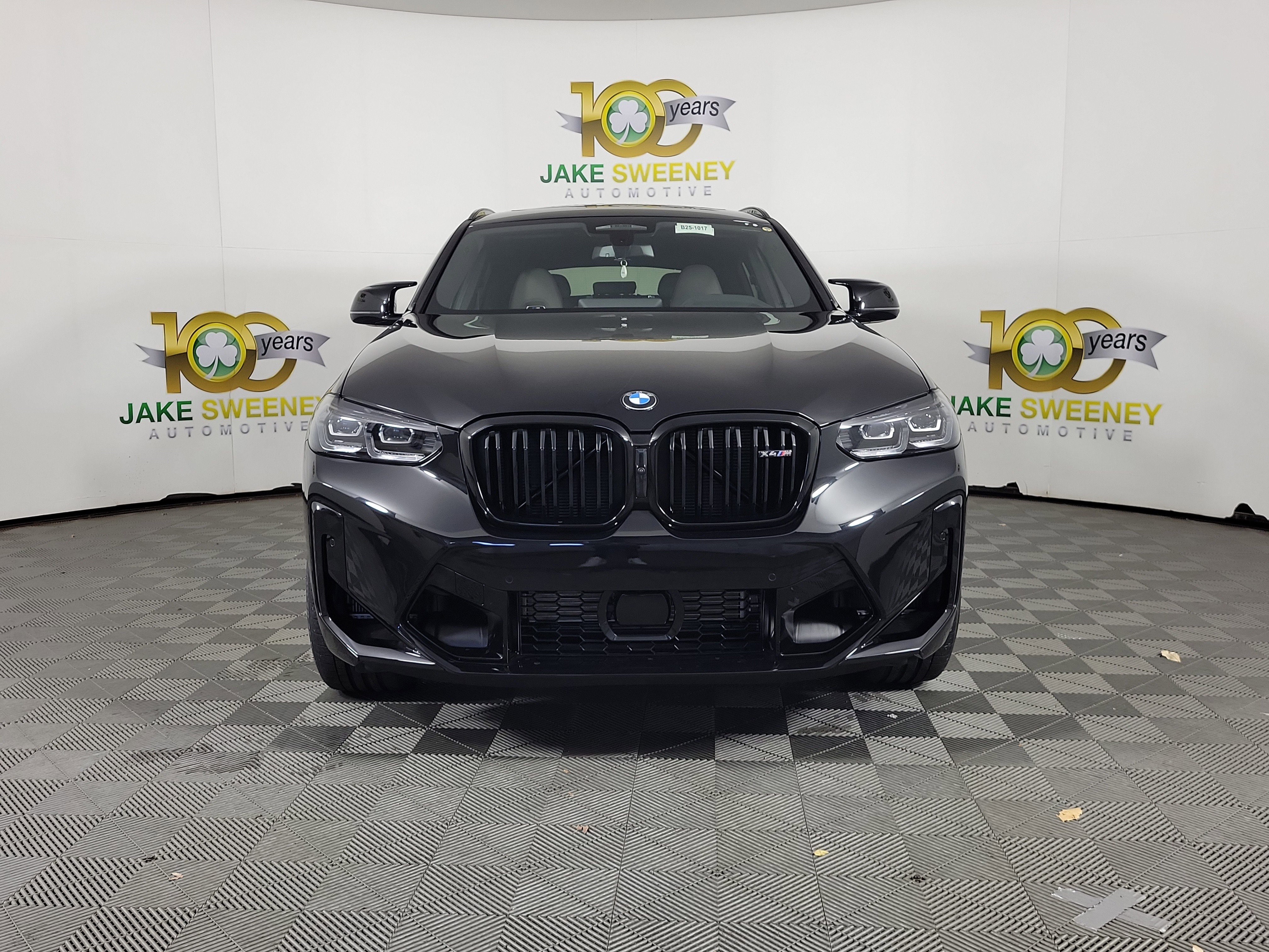 New 2025 BMW X4 M w/ Competition Package image 2