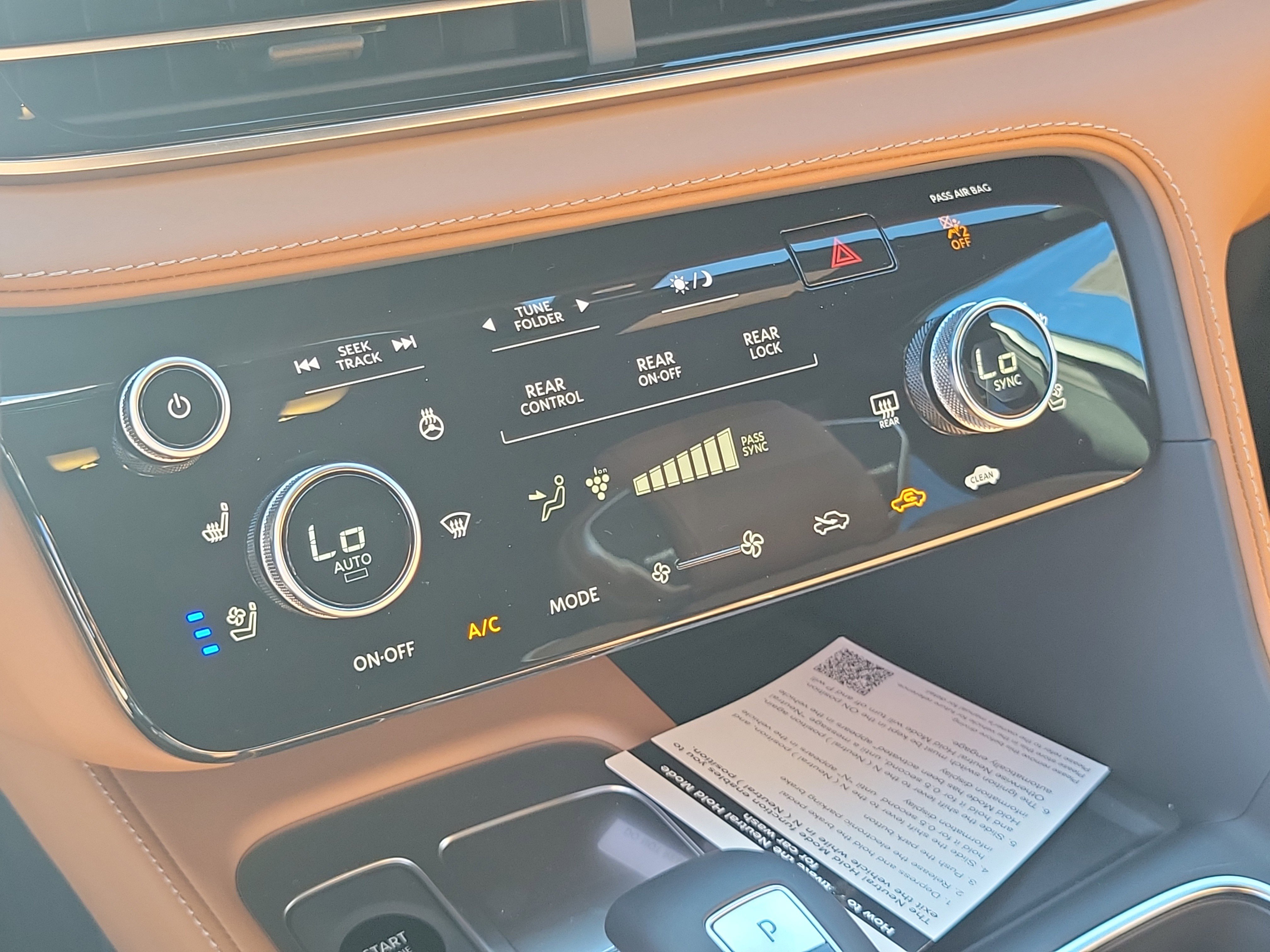 New 2026 INFINITI QX60 Autograph w/ Dark Cargo Package image 18