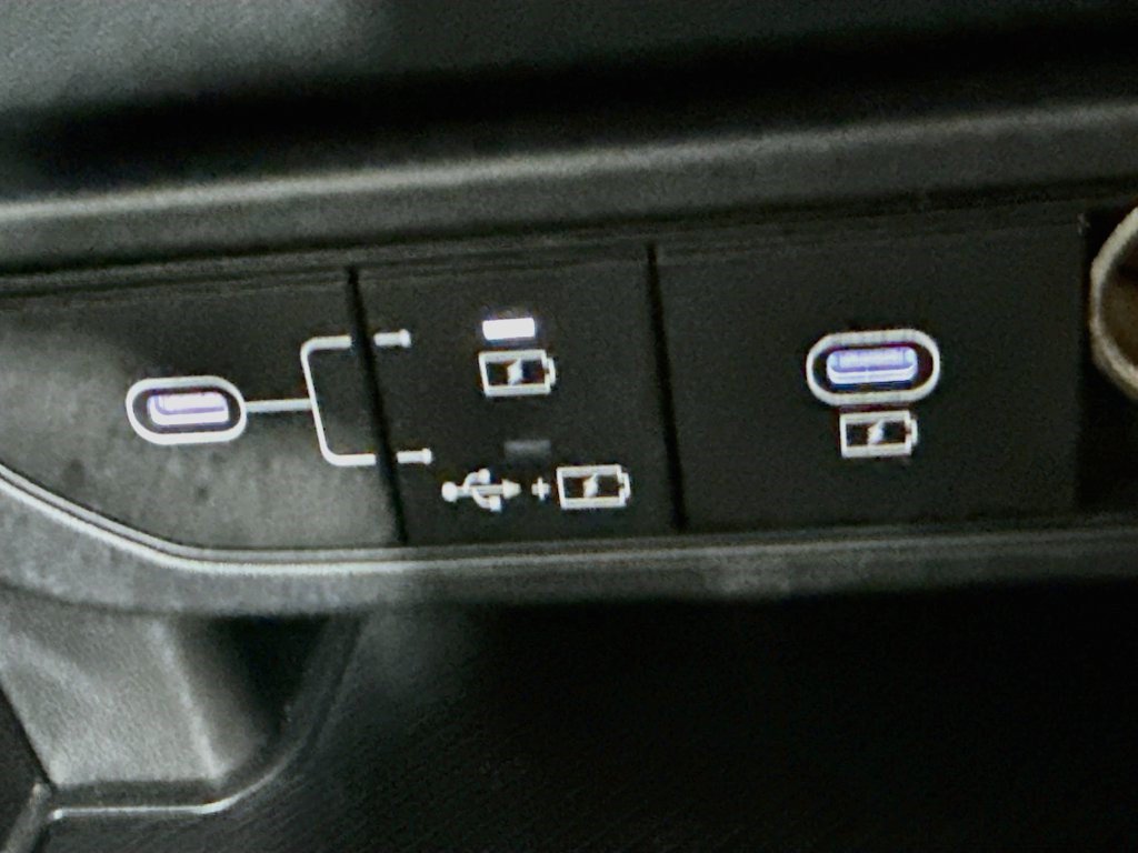 Used 2025 Kia K4 FWD image 41