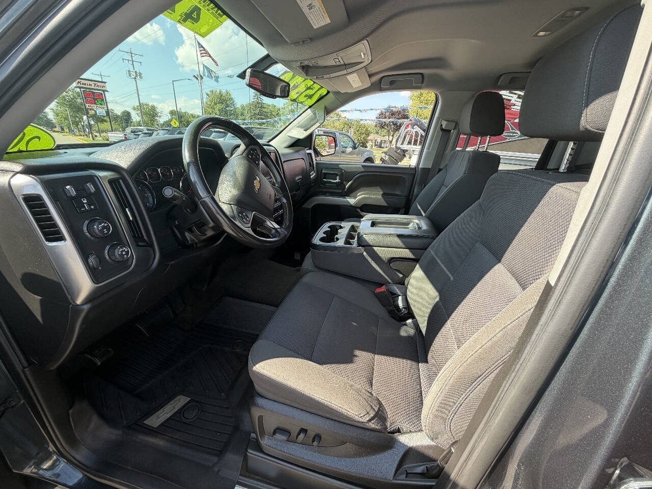 Used 2018 Chevrolet Silverado 1500 LT w/ All Star Edition AWD/4WD image 14