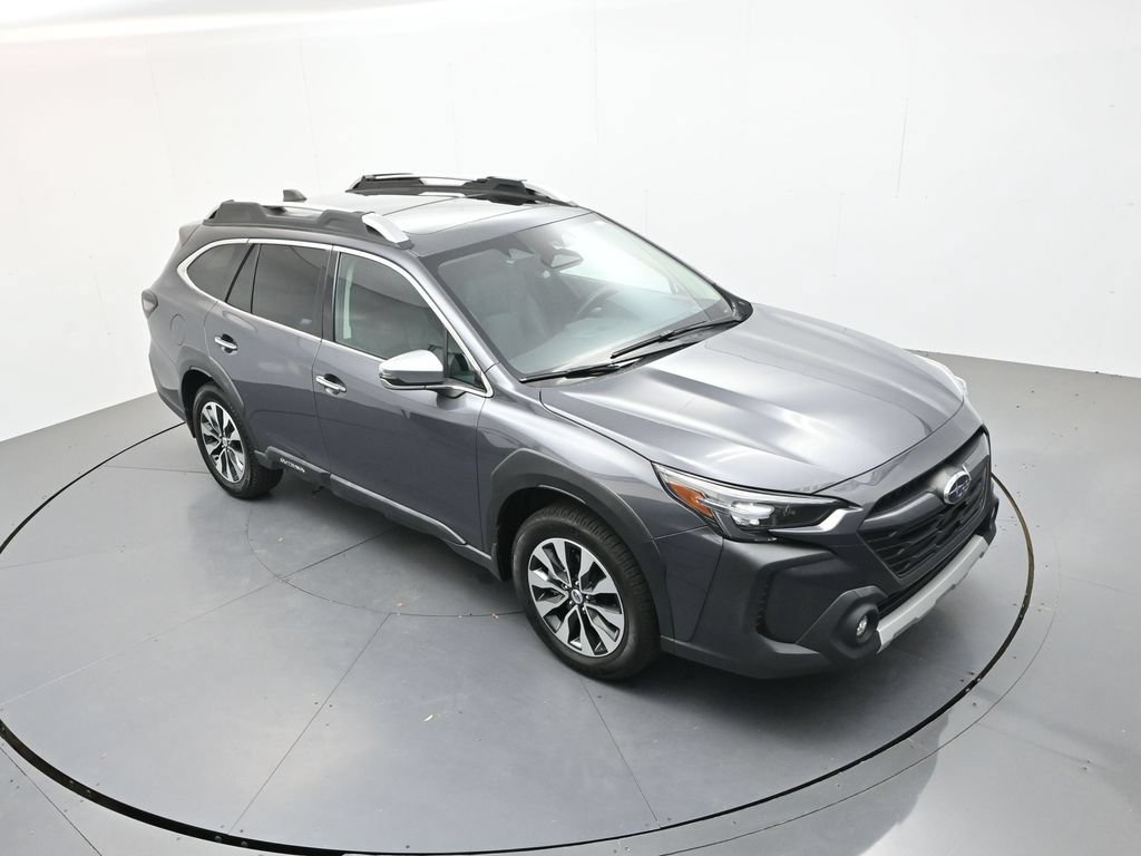 Used 2023 Subaru Outback Touring AWD/4WD image 23