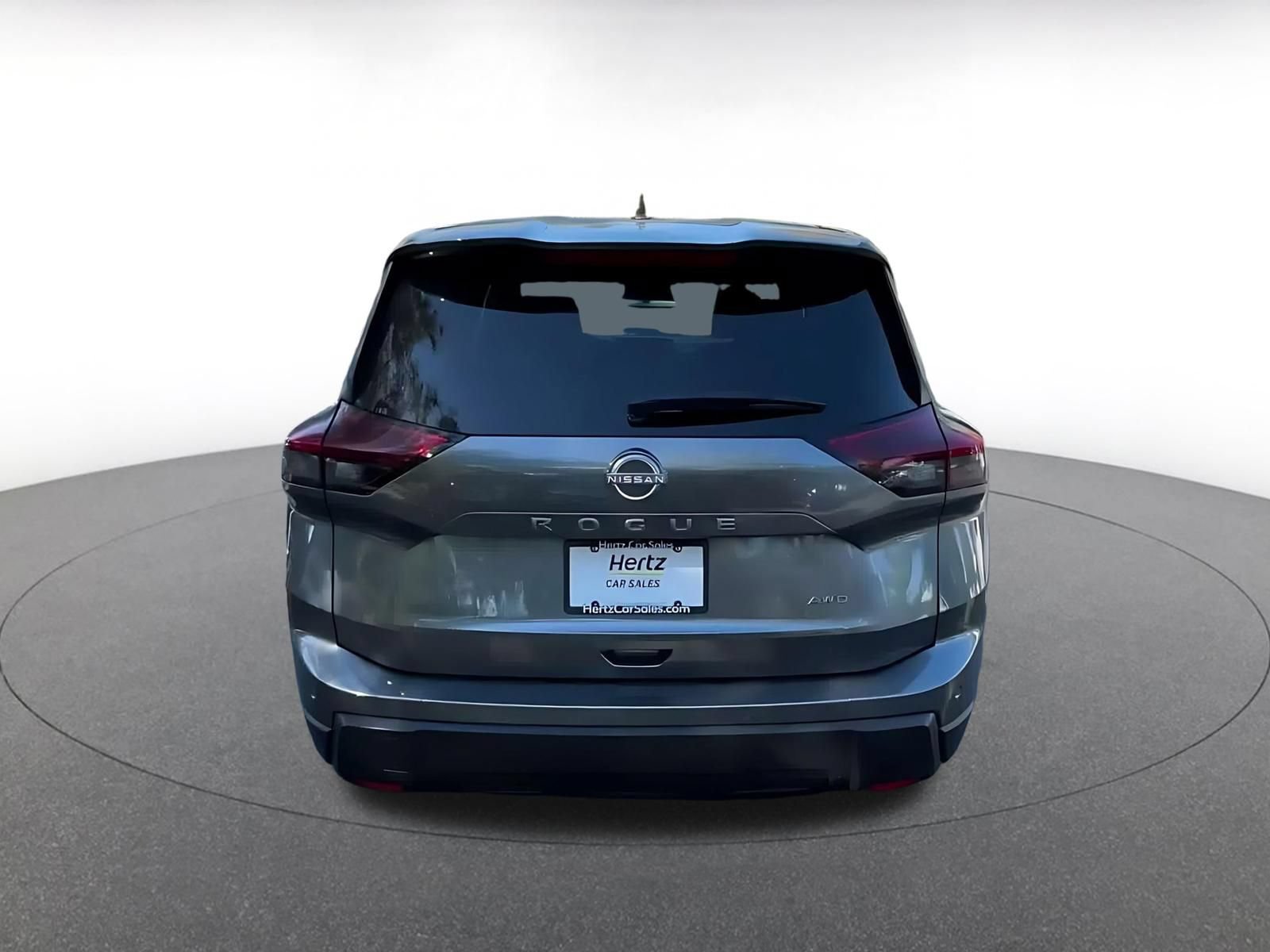Used 2025 Nissan Rogue SV AWD/4WD image 12