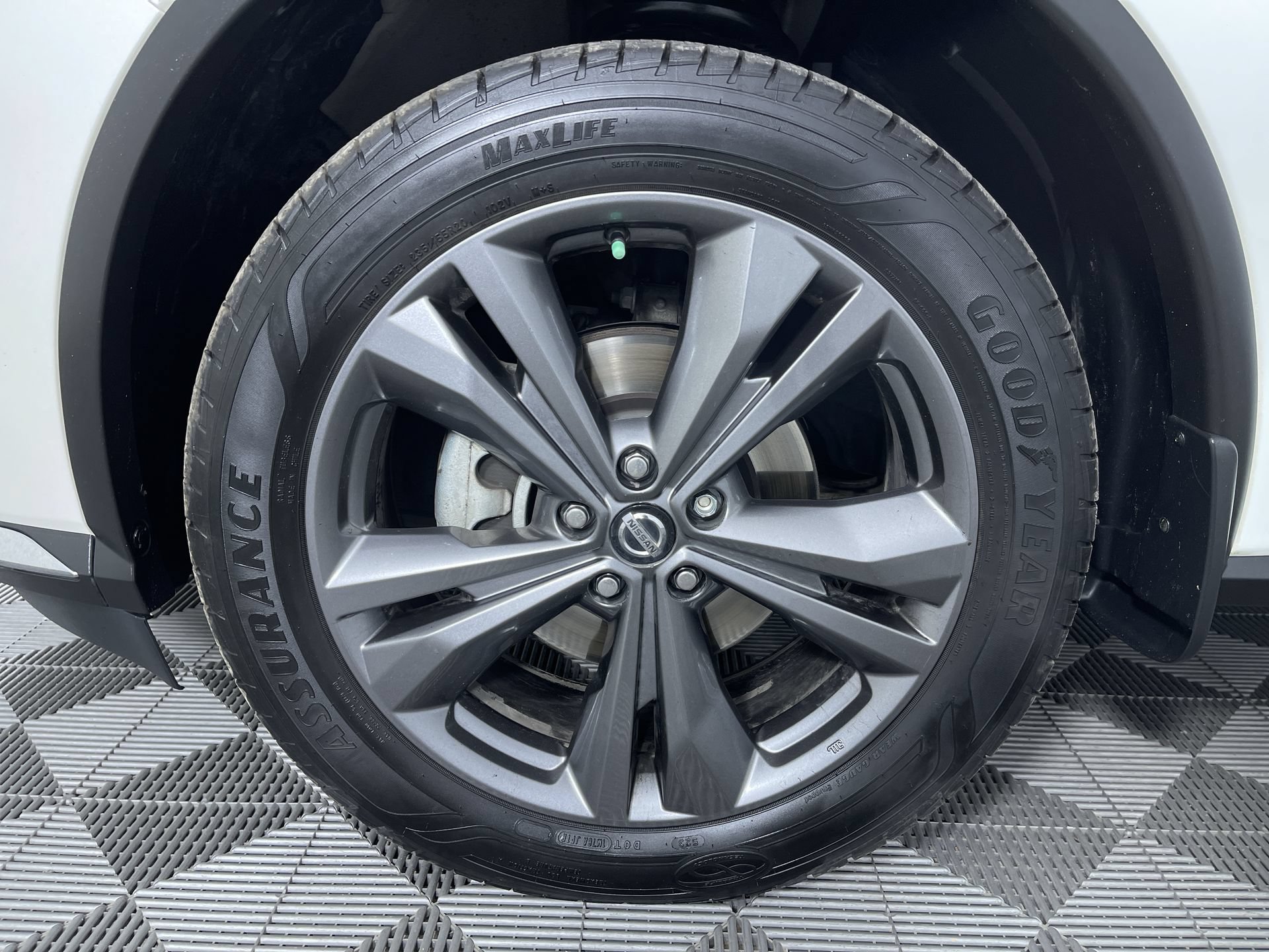 Used 2020 Nissan Murano Platinum AWD/4WD image 26