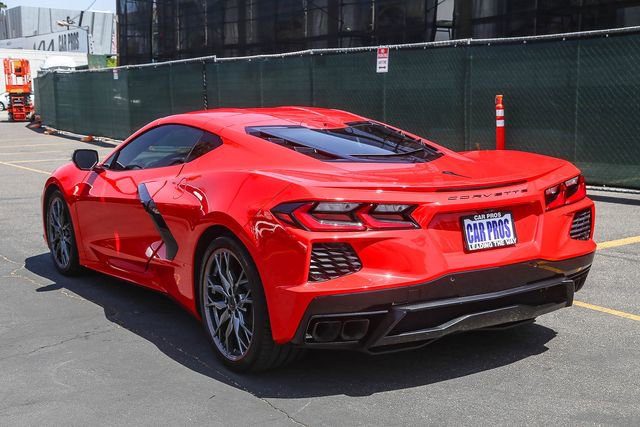 Used 2025 Chevrolet Corvette Stingray Preferred Cpe w/ Battery Protection Package RWD image 8