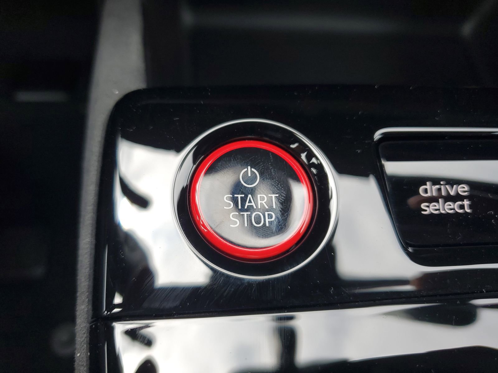 New 2025 Audi SQ6 e-tron Premium Plus AWD/4WD image 27
