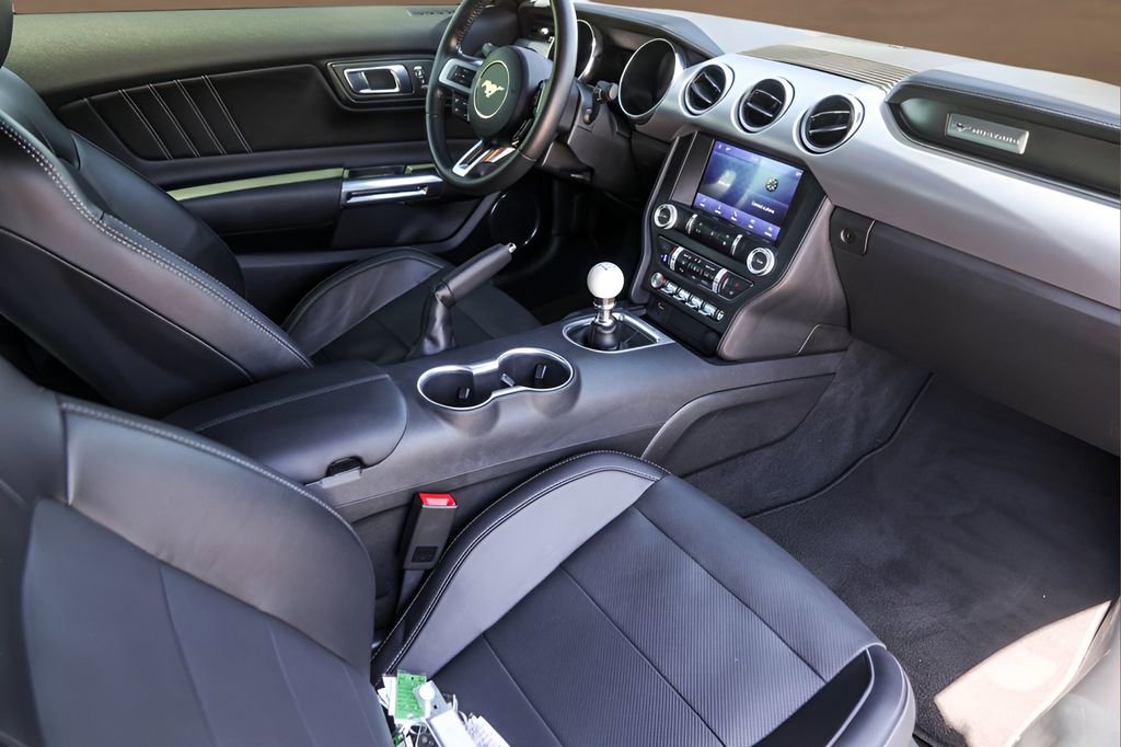 Used 2022 Ford Mustang GT Premium image 23