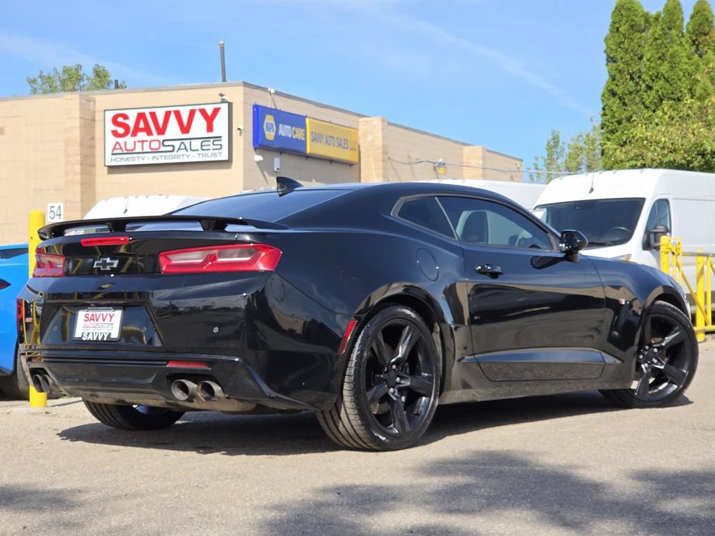 Used 2018 Chevrolet Camaro SS RWD image 15