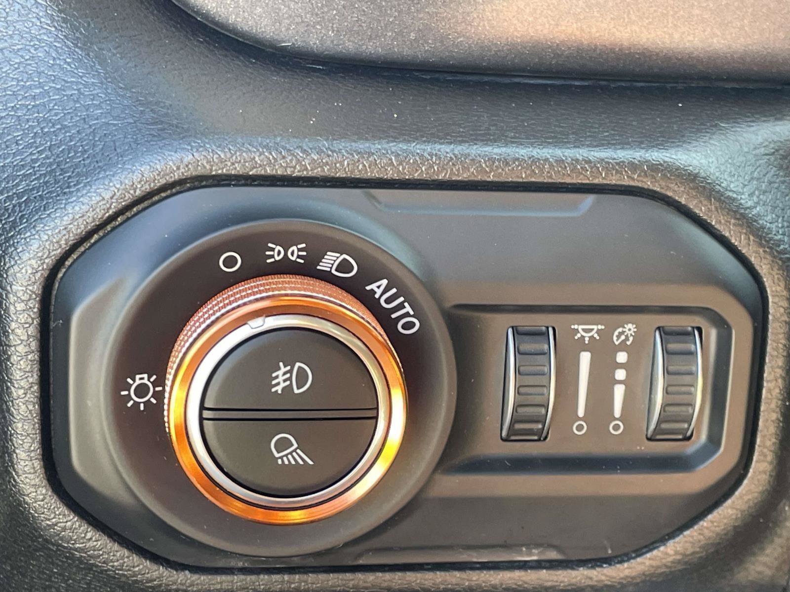 Used 2021 Jeep Gladiator Mojave AWD/4WD image 24