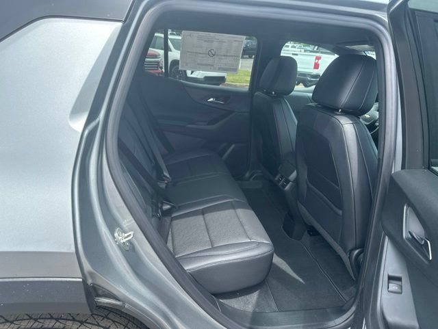 New 2026 Chevrolet Equinox LT w/ Convenience Package II FWD image 31