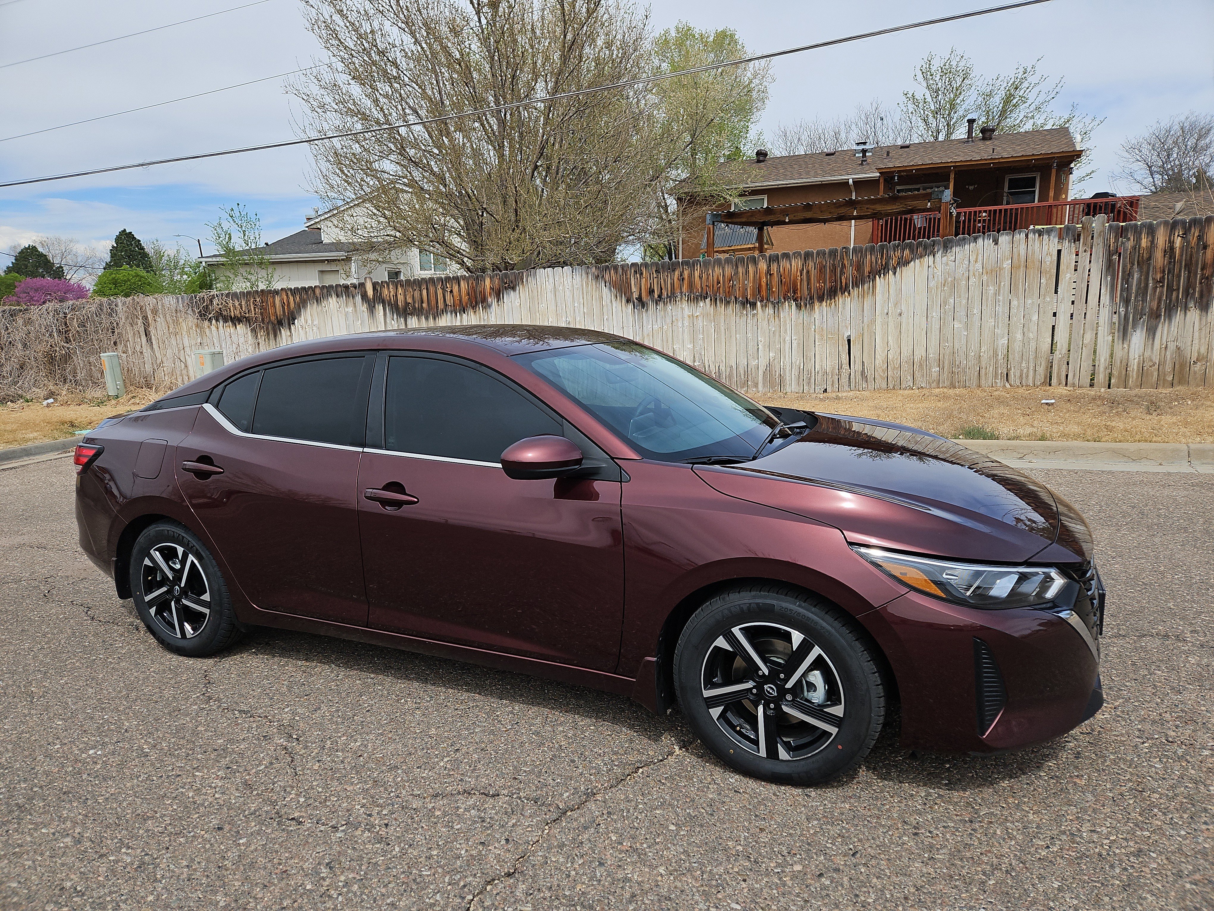 Used 2024 Nissan Sentra SV FWD image 2