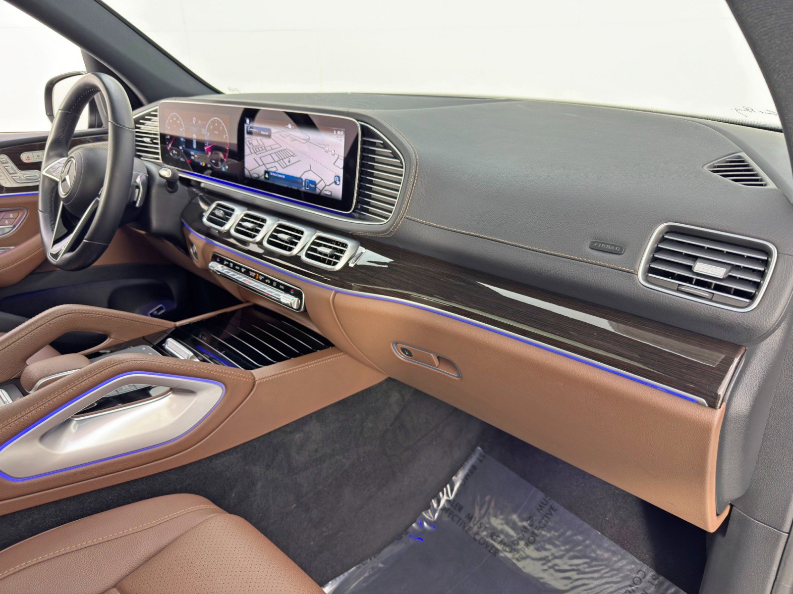 Used 2024 Mercedes-Benz GLS 450 4MATIC image 15