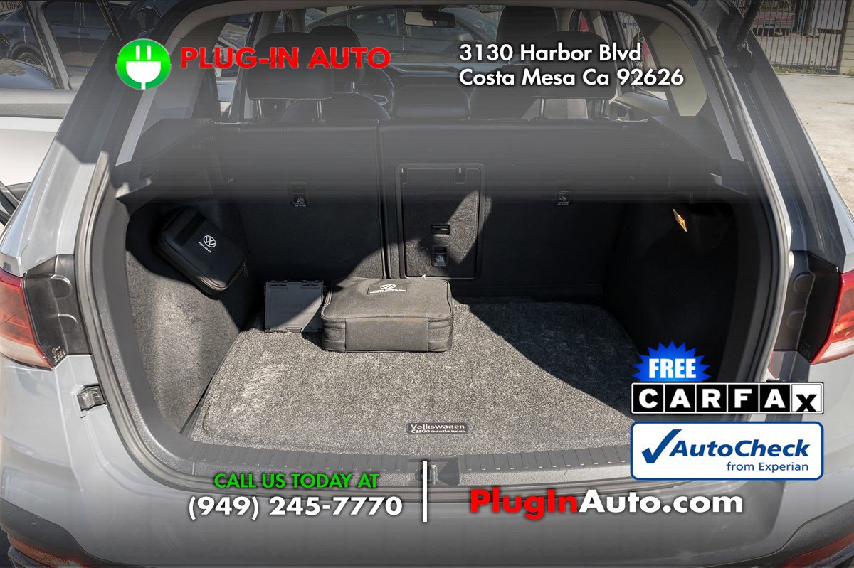 Used 2022 Volkswagen Taos SE w/ Panoramic Sunroof Package AWD/4WD image 12