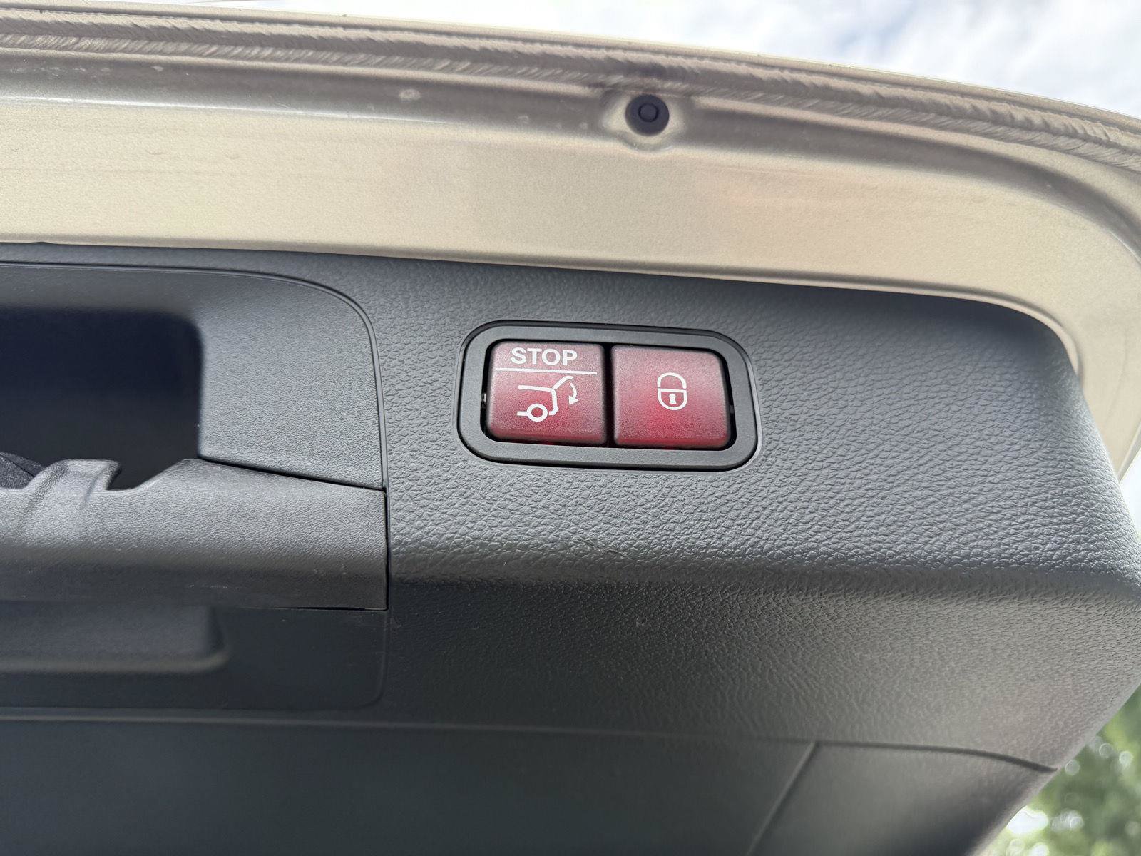 Certified 2021 Mercedes-Benz GLC 300 image 24