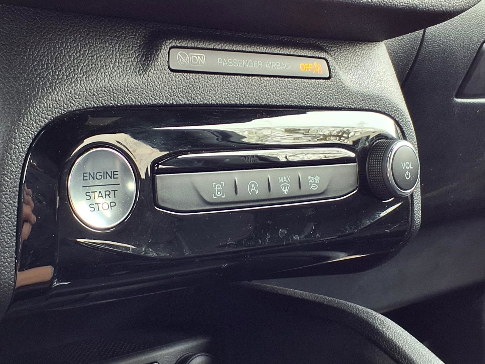 Used 2024 Ford Escape ST-Line w/ Tech Pack #1 AWD/4WD image 14