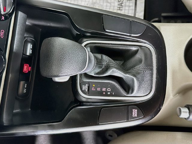 Used 2020 Kia Soul LX FWD image 19