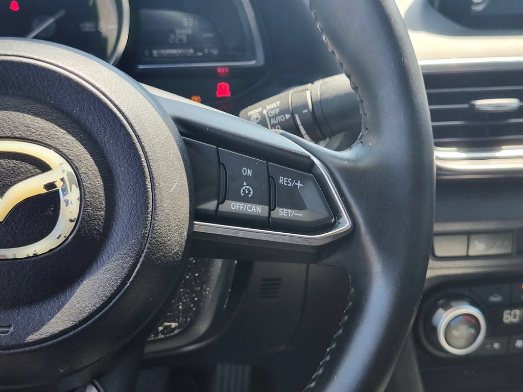 Used 2018 MAZDA MAZDA3 Grand Touring FWD image 30