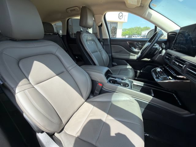 Used 2024 Lincoln Corsair Reserve w/ Equipment Group 201A AWD/4WD image 24