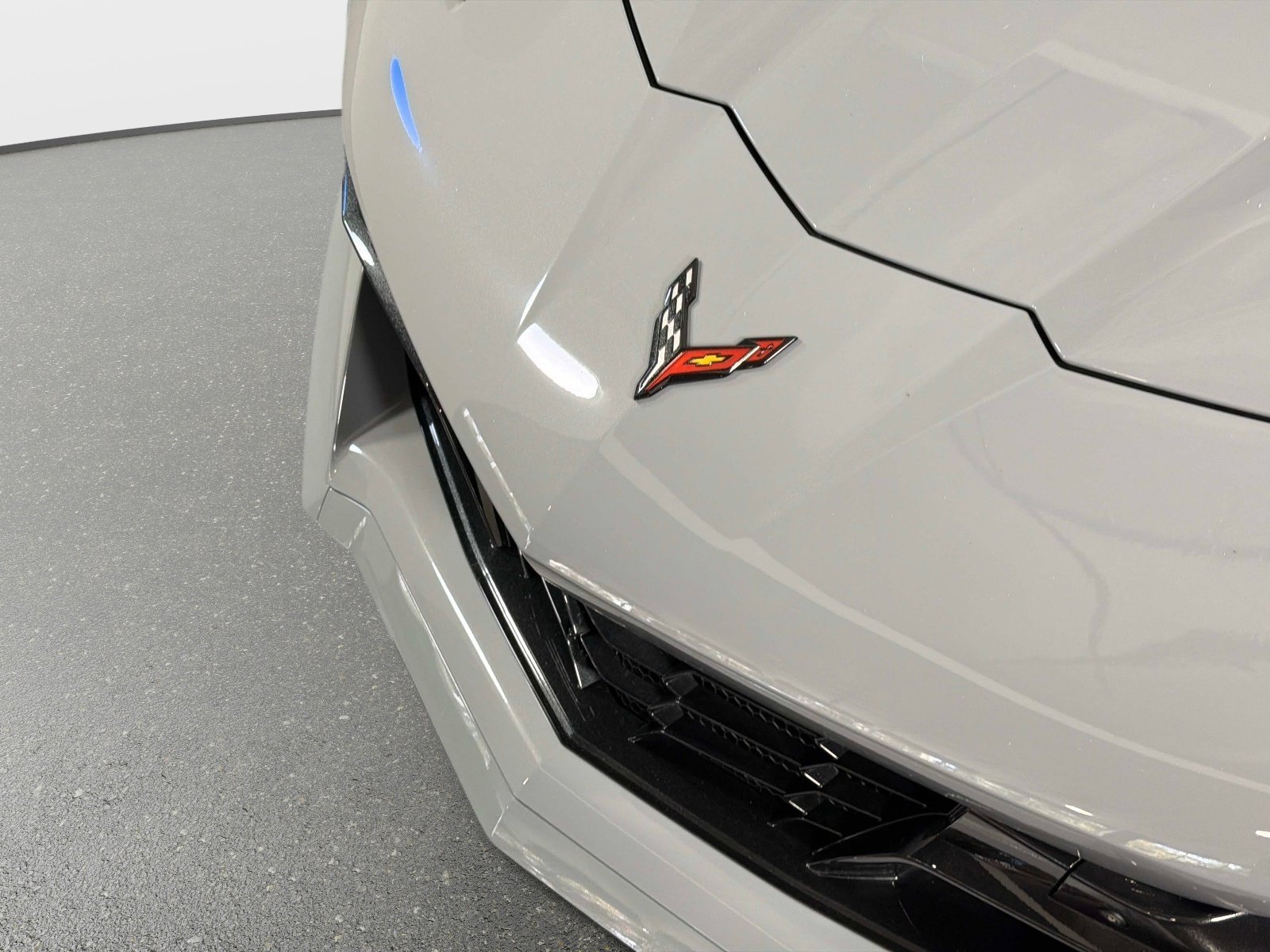 Used 2025 Chevrolet Corvette Z06 w/ Battery Protection Package image 10