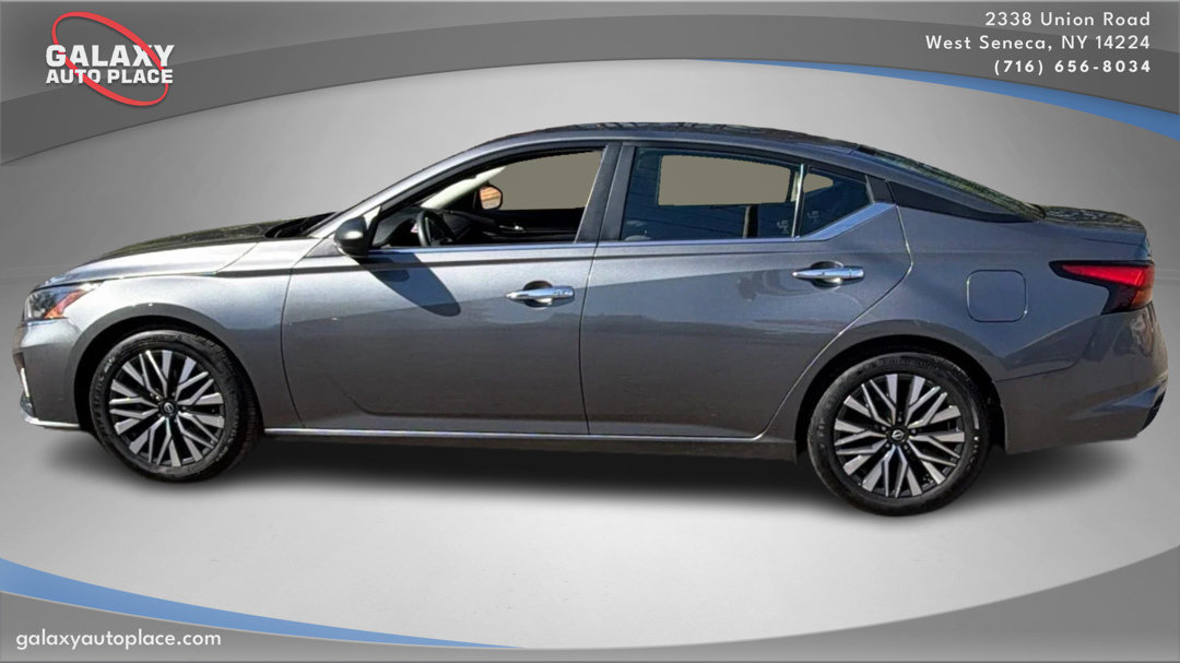 Used 2024 Nissan Altima 2.5 SV image 8