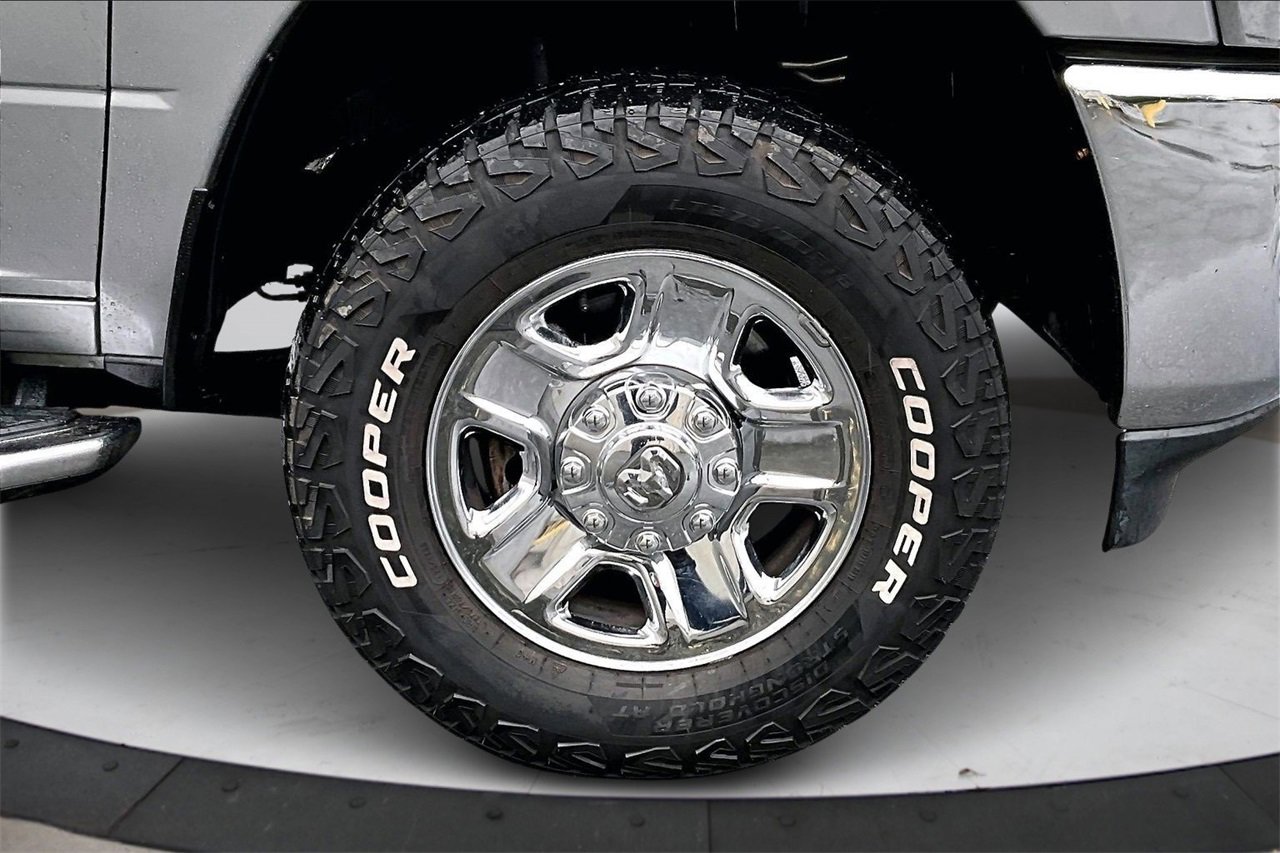 Used 2019 RAM 2500 Big Horn image 31