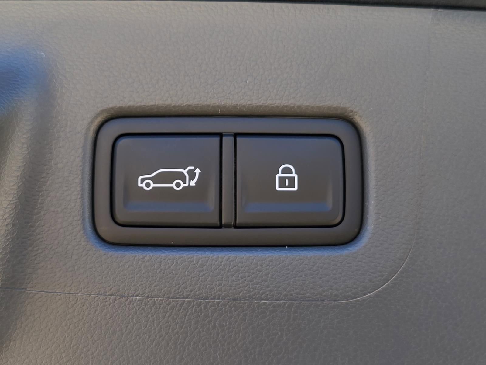 New 2026 Hyundai Santa Fe SE FWD image 10