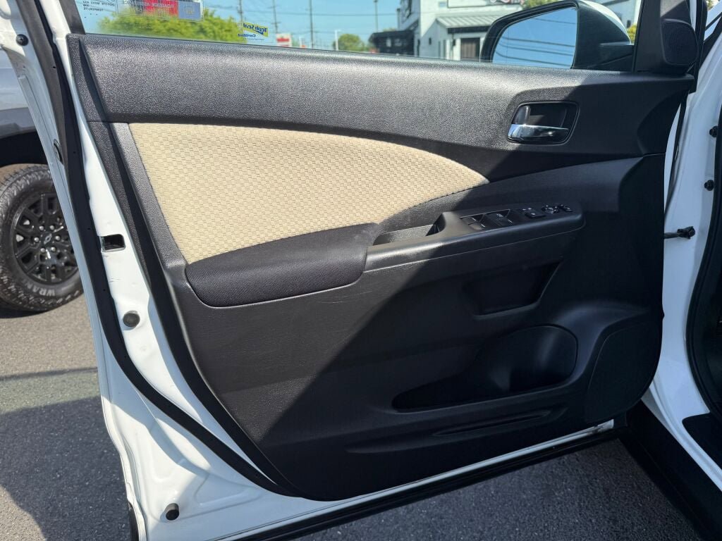 Used 2016 Honda CR-V EX image 10