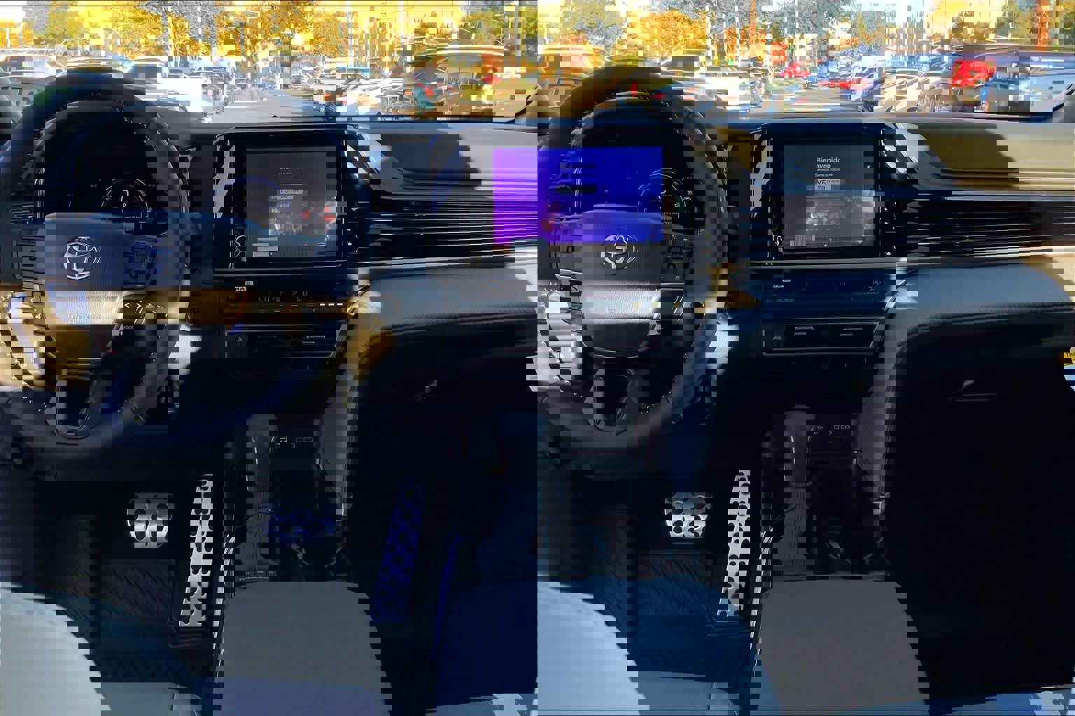 New 2026 Toyota Camry SE image 5