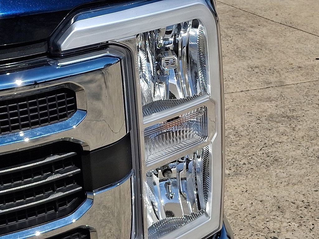 Used 2025 Ford F250 XLT AWD/4WD image 9