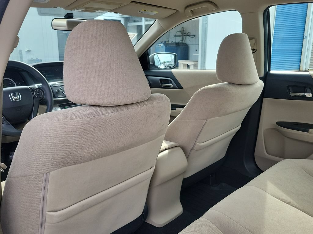 Used 2013 Honda Accord LX image 11