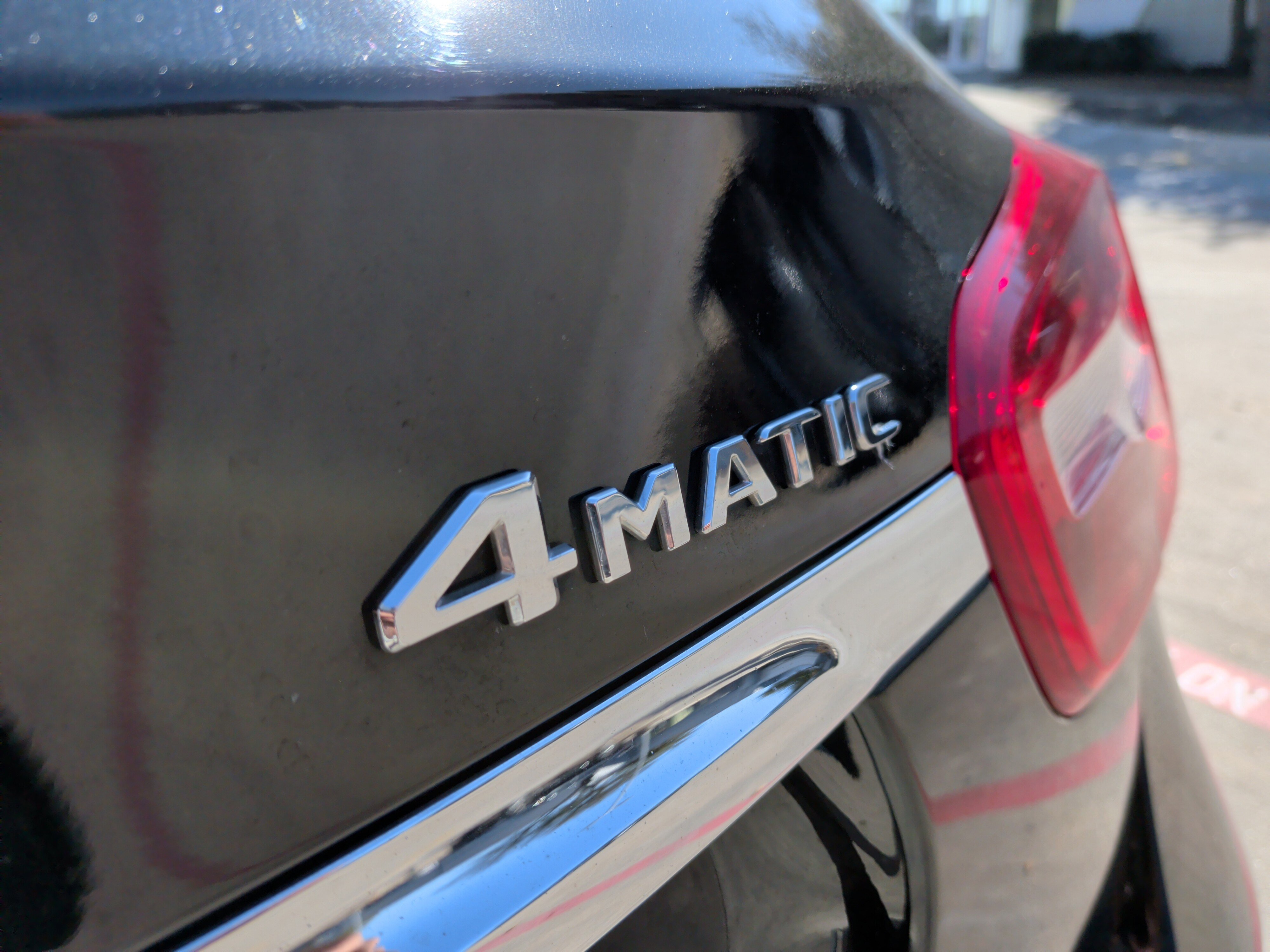 Used 2018 Mercedes-Benz GLA 250 4MATIC image 38