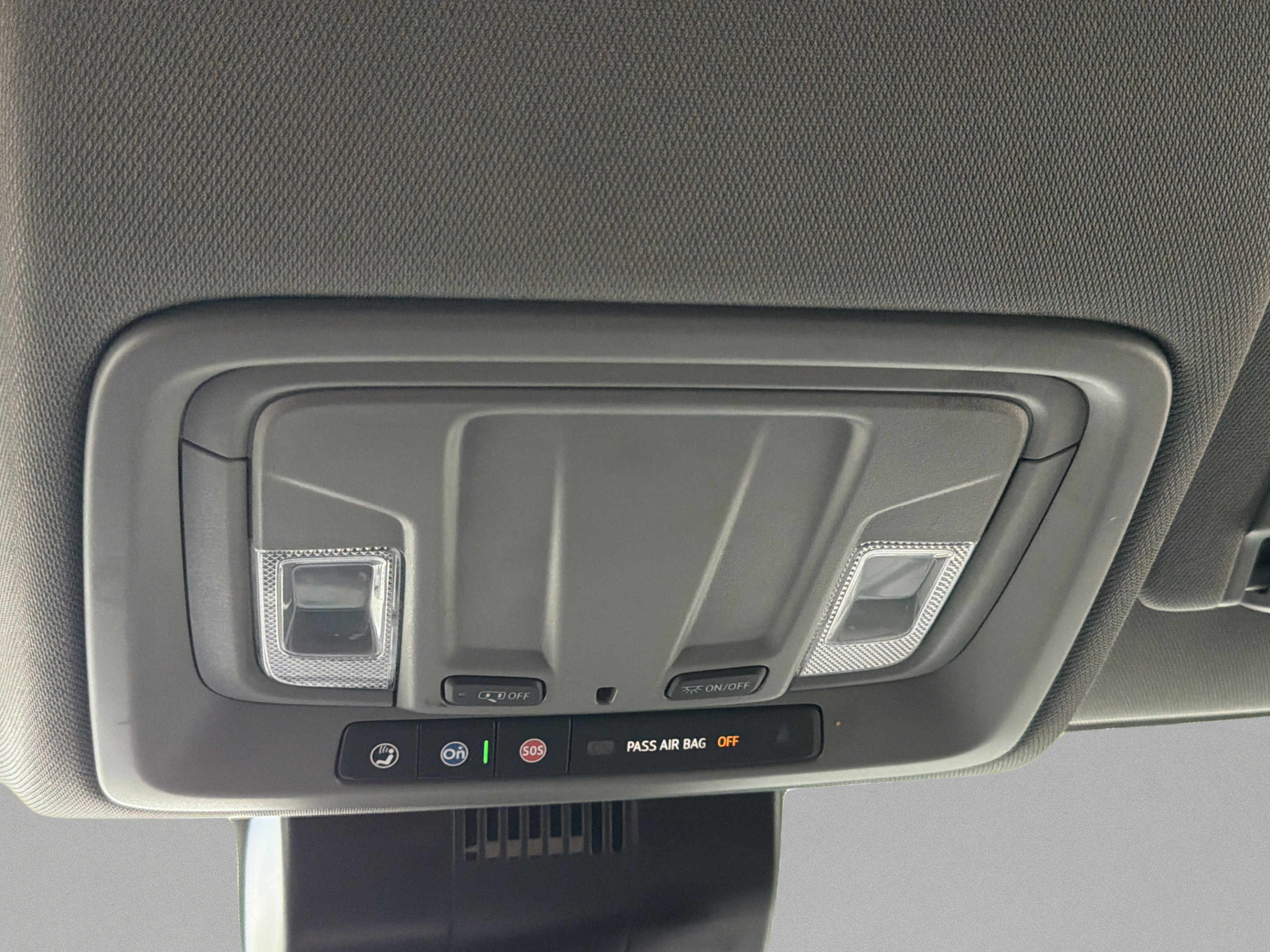 Used 2025 GMC Sierra 1500 SLT RWD image 16