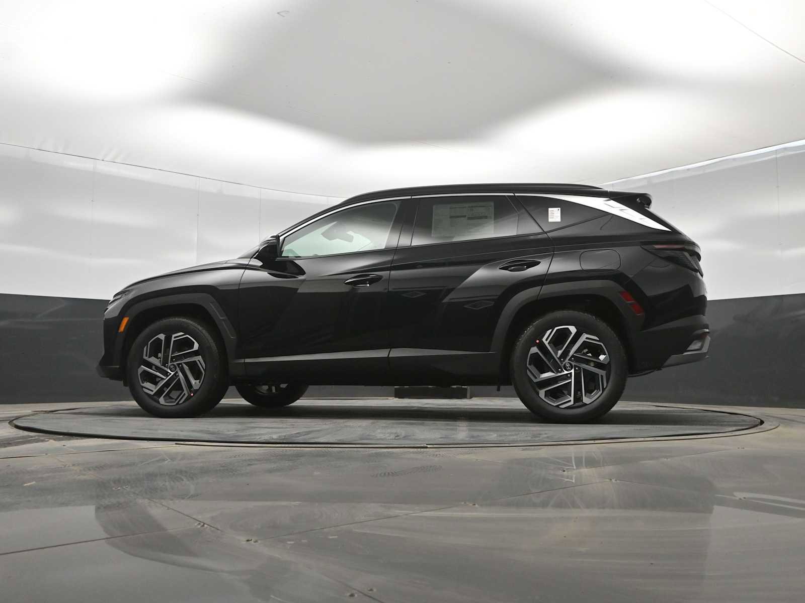 New 2026 Hyundai Tucson Limited image 33