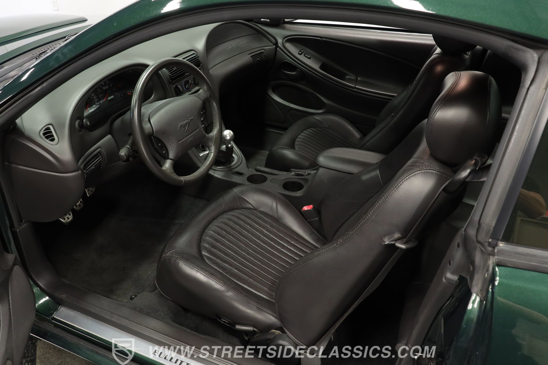 Used 2001 Ford Mustang Bullitt GT image 4