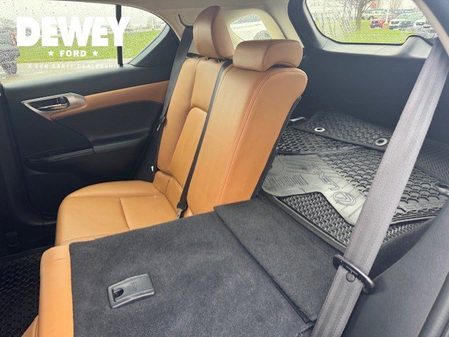 Used 2016 Lexus CT 200h w/ Navigation Package image 28