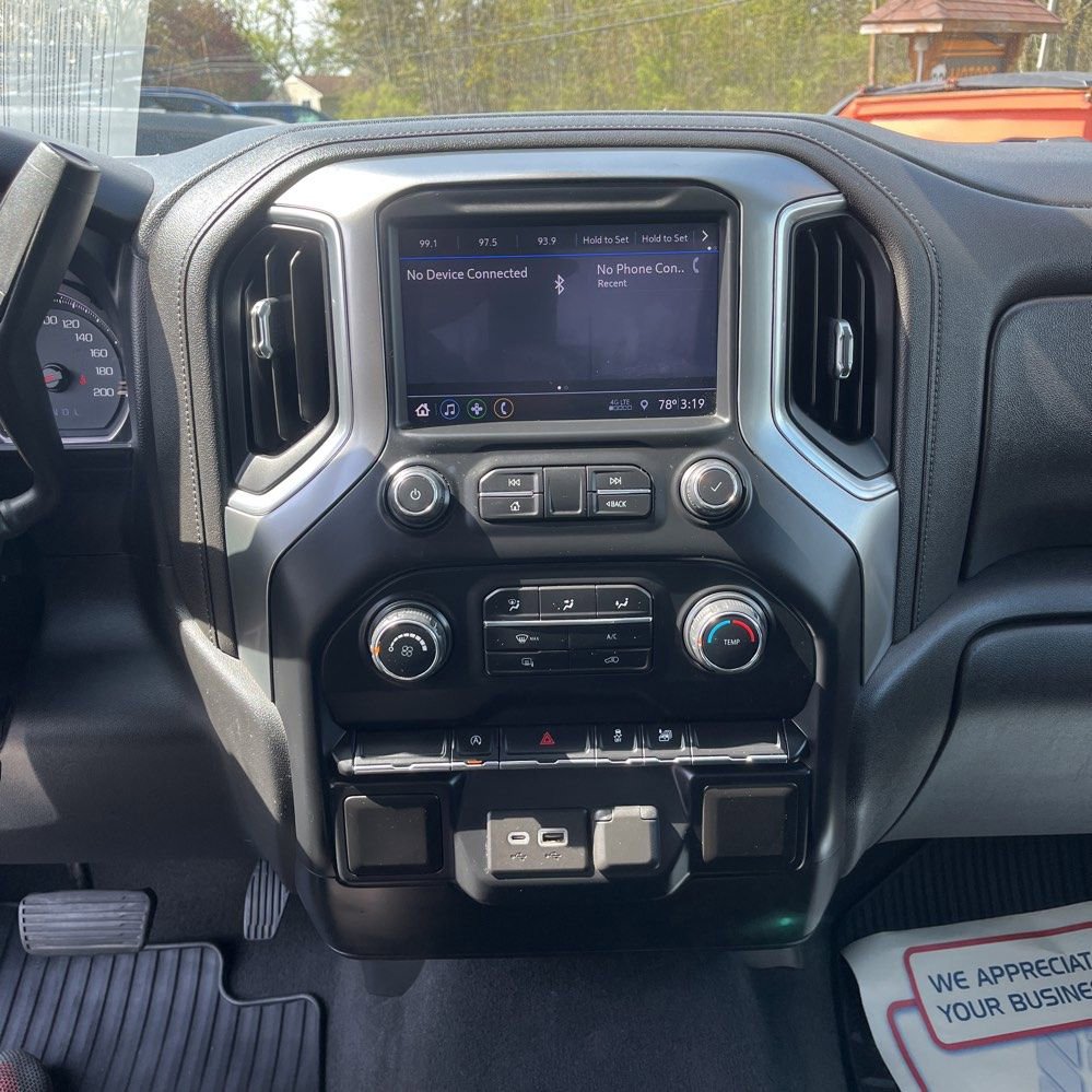 Used 2019 Chevrolet Silverado 1500 LT AWD/4WD image 14
