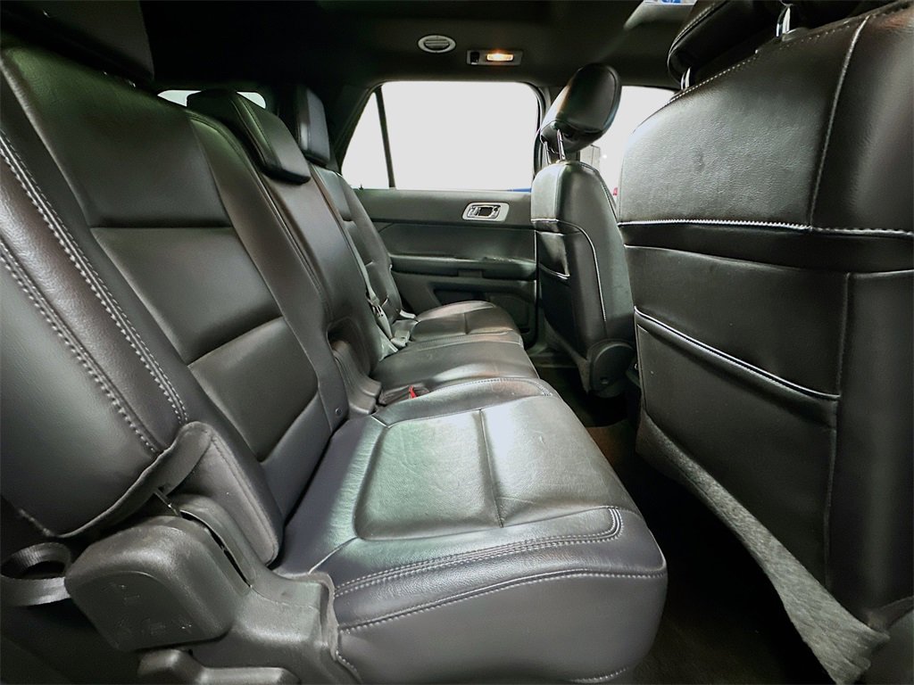 Used 2012 Ford Explorer XLT image 28