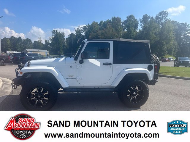 Used 2015 Jeep Wrangler Sahara AWD/4WD image 6