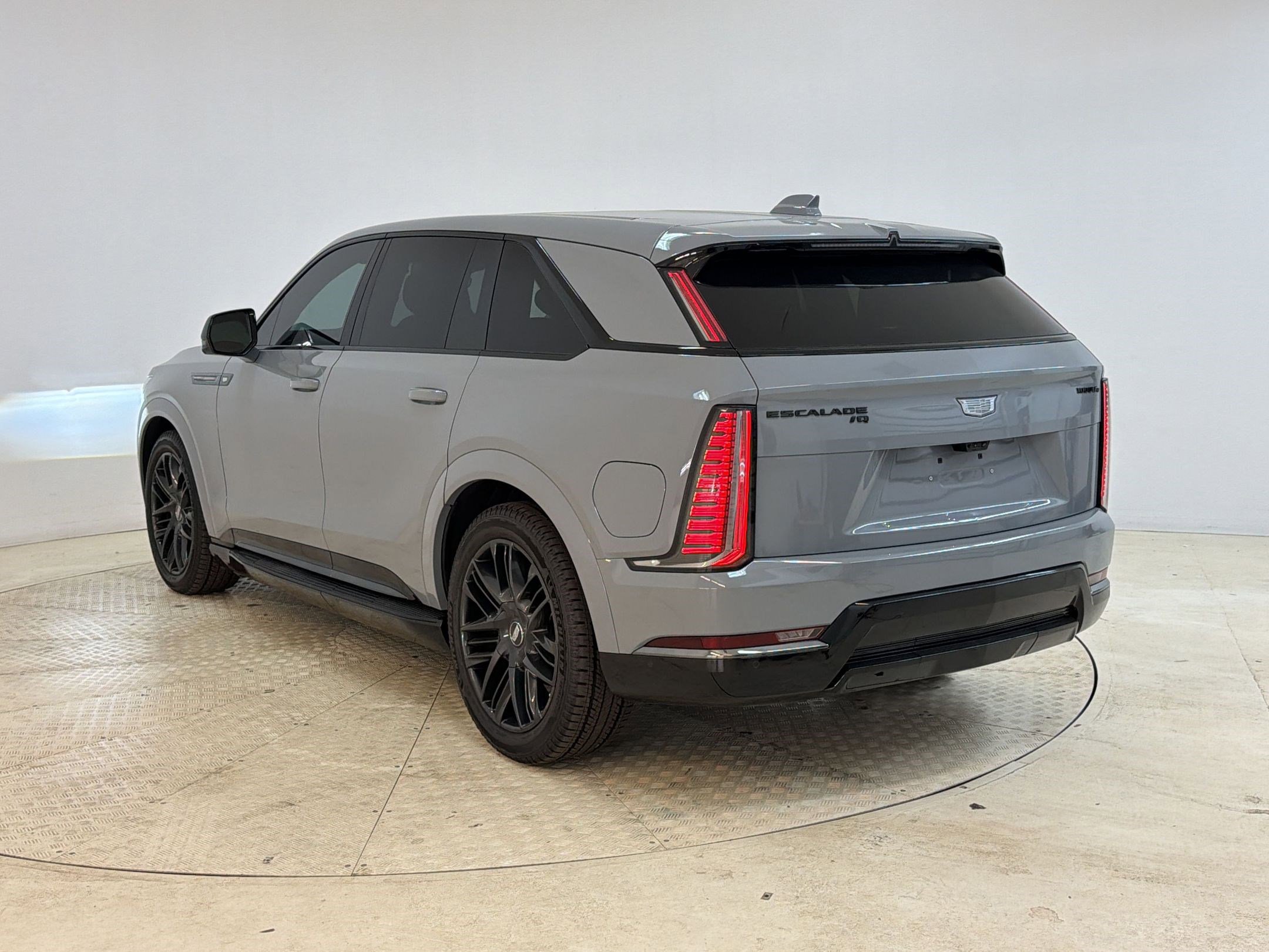 New 2026 Cadillac Escalade IQ Sport 2 w/ LPO, ONYX Package image 3
