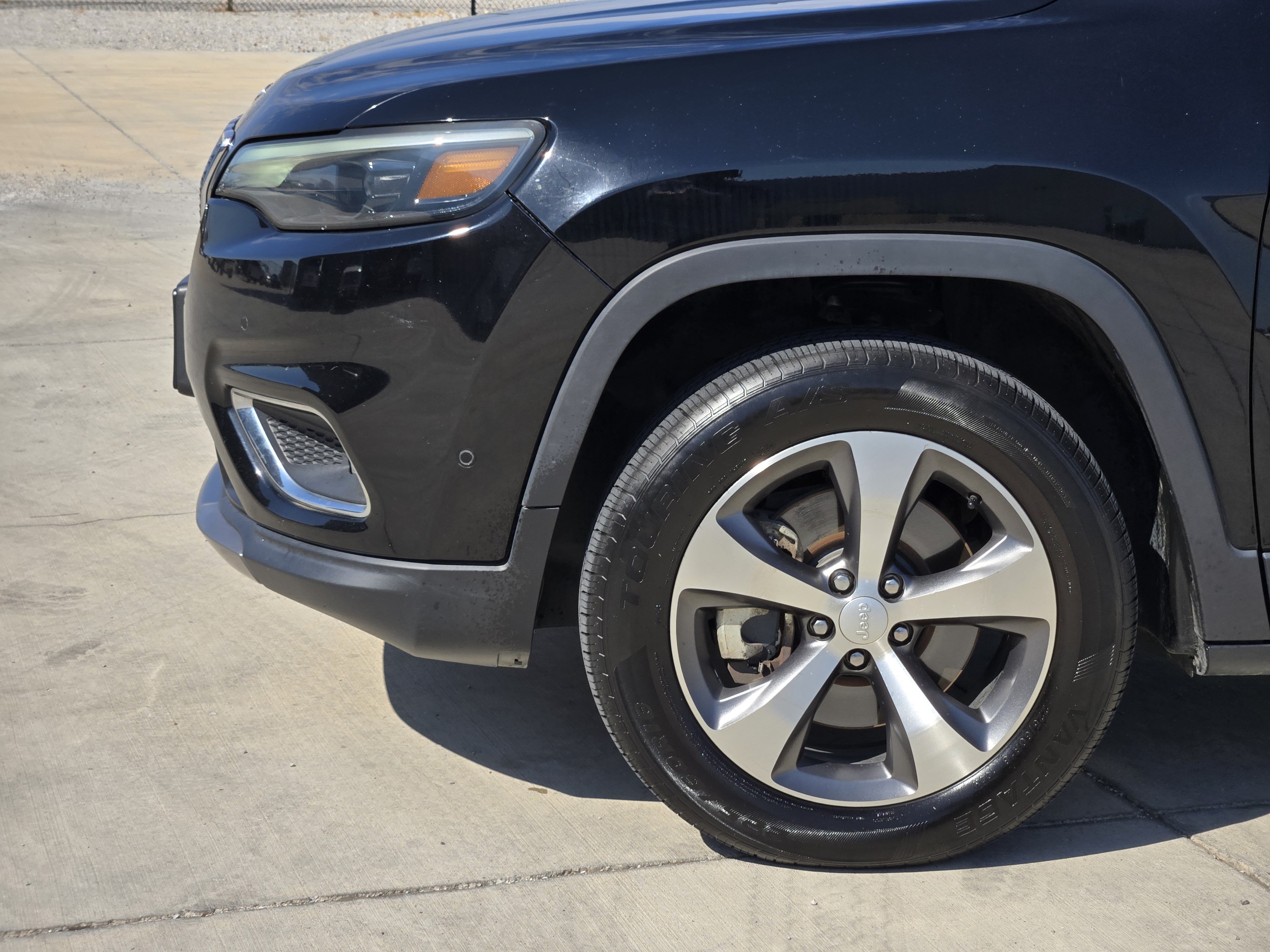 Used 2021 Jeep Cherokee Limited AWD/4WD image 8