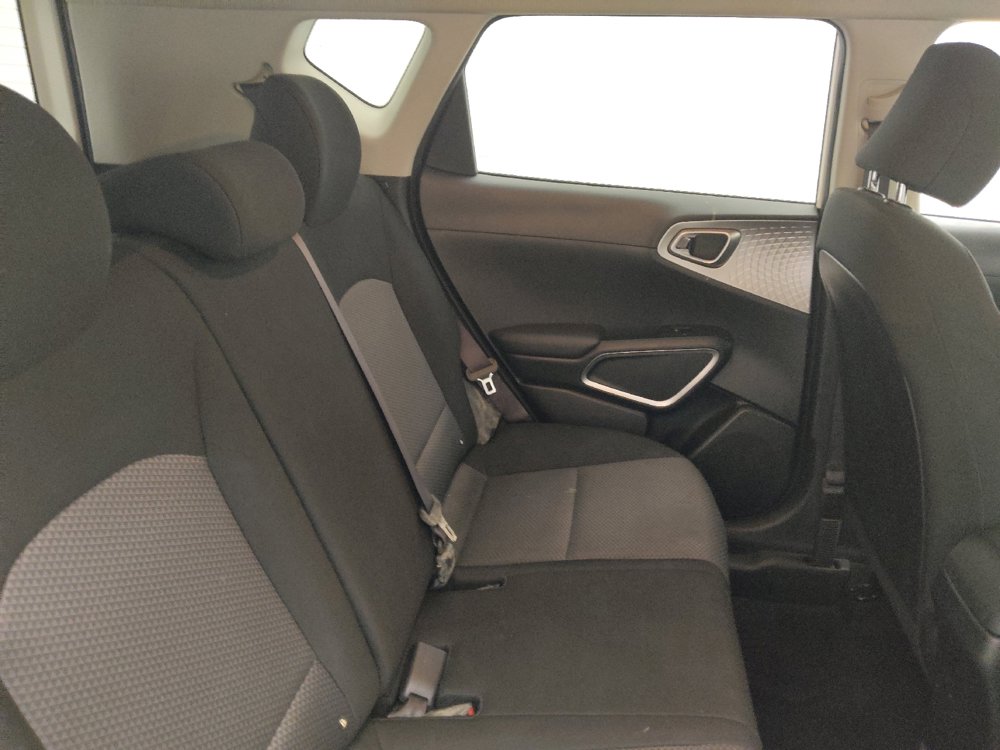 Used 2020 Kia Soul LX image 19