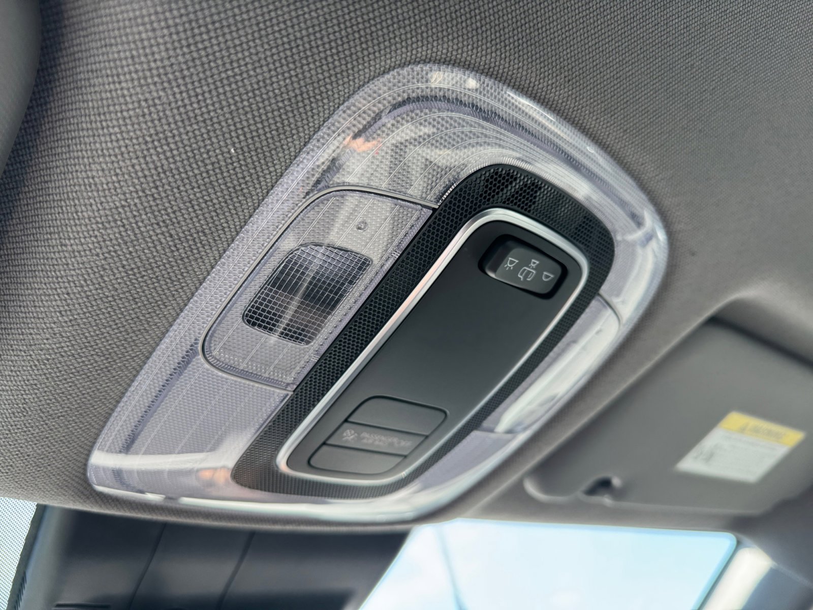 New 2025 Hyundai Elantra Sport image 16