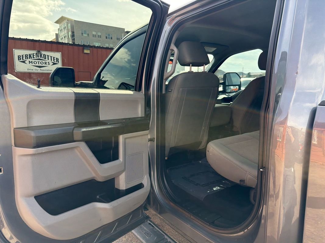 Used 2021 Ford F250 XL w/ STX Appearance Package AWD/4WD image 14