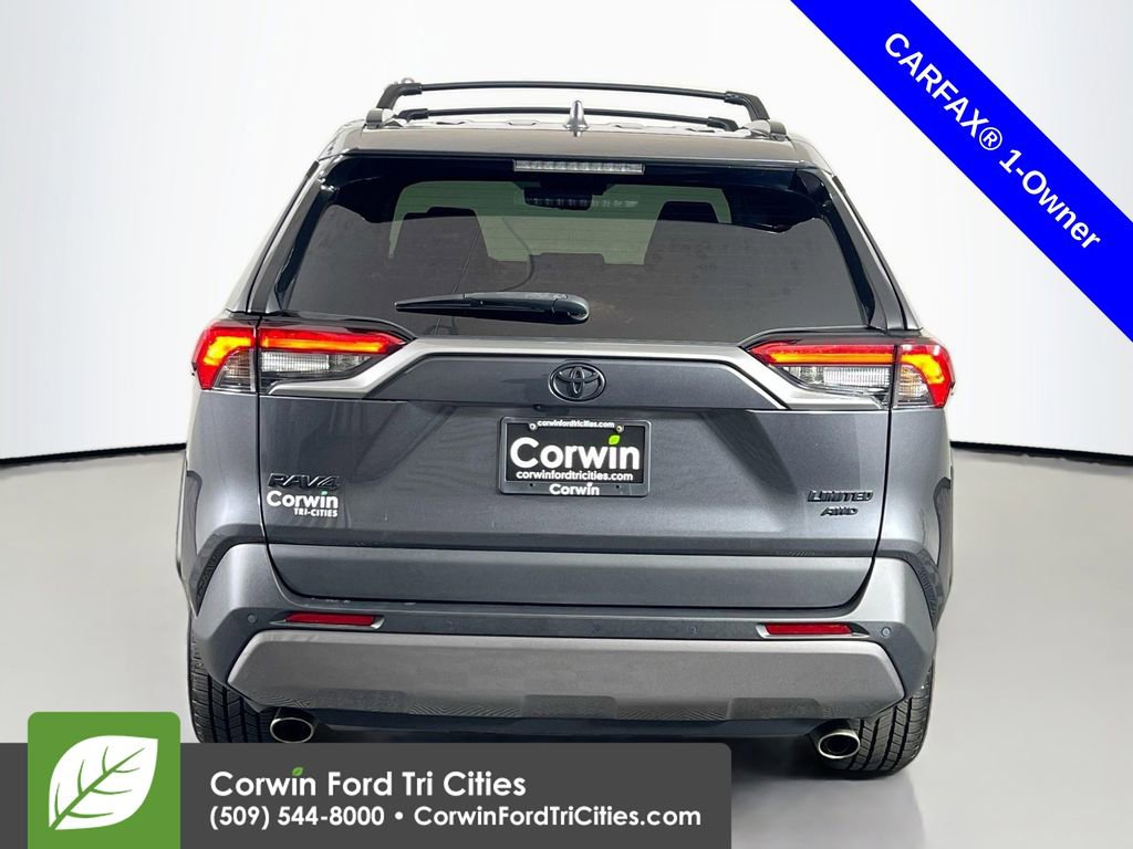 Used 2021 Toyota RAV4 Limited image 14