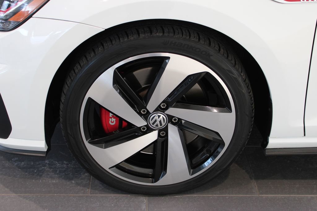 Used 2018 Volkswagen GTI SE image 26