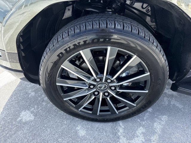 Certified 2025 Lexus GX 550 w/ Cold Area Package AWD/4WD image 10